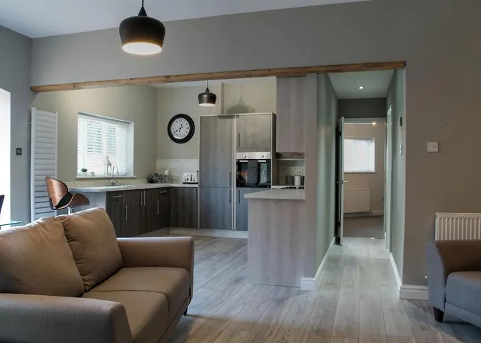 Queensgate Holiday Apartment , Beverley With Parking