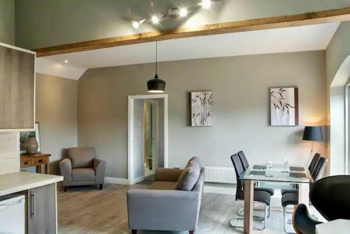 Apartment Queensgate , With Parking Beverley